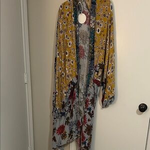 Umgee Floral Kimono with Yellow and Blue Patterns